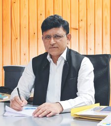 Prof. (Dr.) Pradeep Kumar